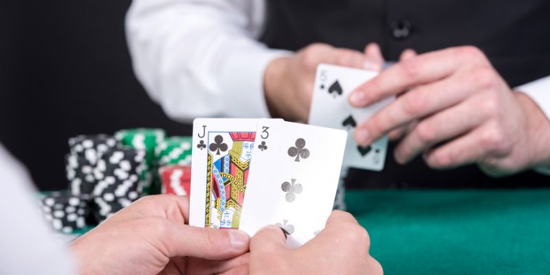 77LOC – Cổng Game Bài Đổi Thưởng Uy Tín Hàng Đầu Năm 2025 2 Tỷ lệ trả thưởng cao đến 69%, hệ thống bảo mật và dịch vụ hỗ trợ 24/7