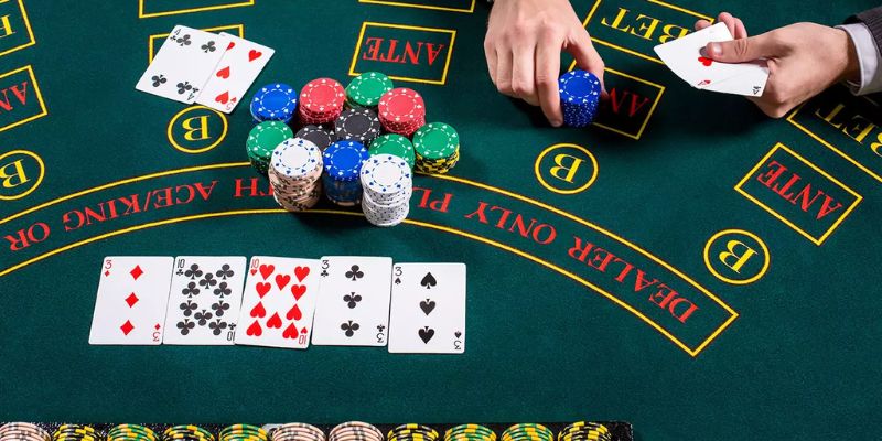 SKYCLUB – Chinh Phục Thế Giới Game Bài Đổi Thưởng Đỉnh Cao 2 Tính năng livestream với các game thủ