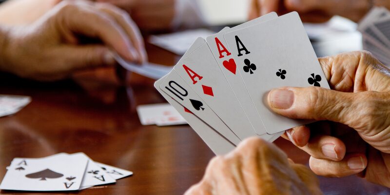 Cổng Game Bài OLE777 - Tối Ưu Trải Nghiệm Người Chơi  3 Hệ thống thưởng/phạt minh bạch, rõ ràng